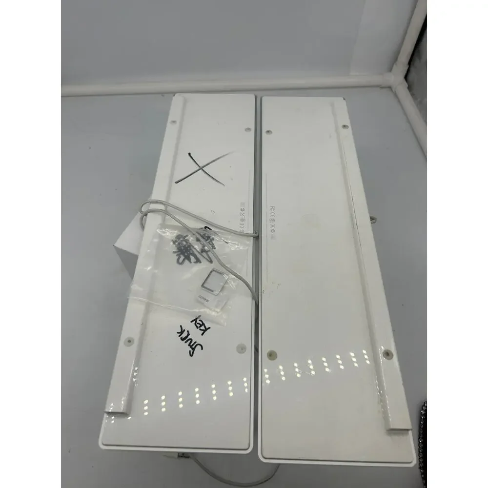 Apple White Aluminum USB Wired Keyboards for iMAC parts only AS IS